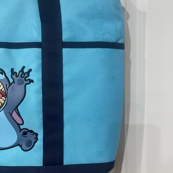 Disney’s Stitch Insulated Tote Bag. NWT - Picture 4 of 11
